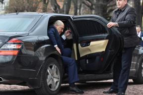 Прежде Лукашенко критиковал «брежневские времена», а теперь в Беларуси тенденция к геронтократии