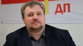 «Мы возвращаемся в советские времена, когда любая заграничная командировка сопровождалась тщательной проверкой со стороны спецслужб»