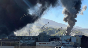 Война, 28 апреля. Туапсе опять в огне: «Над городом стоят огромные черные столбы дыма». Россияне сбивают собственные дроны