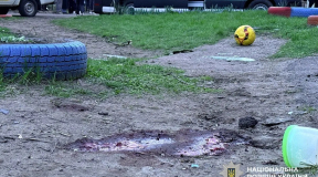 Война, 14 апреля. В Черкассах после атаки дрона погиб 8-летний ребенок. В Днепре объявлен траур по жертвам авиаудара. Санкции США против российской нефти вновь вступили в силу