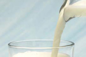 Россия готовится нанести удар по белорусскому молоку