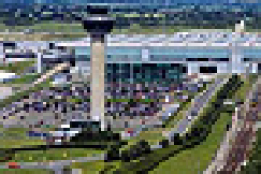 Более 30 сотрудников аэропорта Стэнстед проводят забастовку