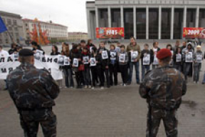 В Минске задержано 8 участников акции по случаю годовщины исчезновения Захаренко