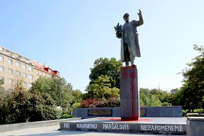 В Праге решили убрать памятник советскому маршалу