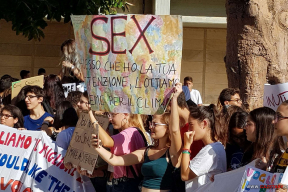 Фотофакт. Как секс помогает бороться за здоровый климат