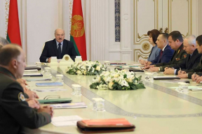 Лукашенко поручил оценить законность альтернативного подсчета голосов на выборах