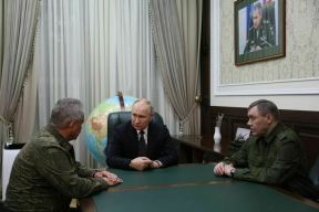 Пастухов: «Предвыборная логика может подтолкнуть Кремль к зимней военной кампании»