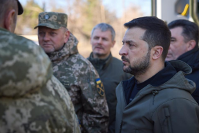 Пастухов: «Военное двоевластие, в которое стремительно скатывается Киев, рождает критическую нестабильность»