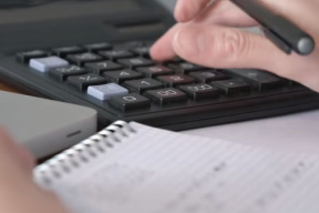 Беларуске насчитали 3 рубля 30 копеек за 11 дней больничного