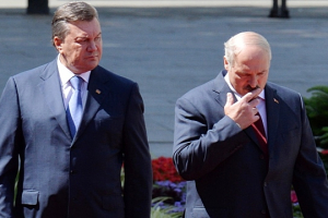 «Поселиться по соседству с Януковичем — для Лукашенко это не тот вариант, где он хотел бы встретить старость»