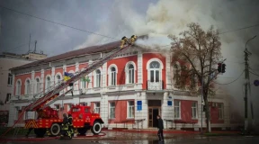 Война, 7 апреля. Атака на Черниговщину, более десятка пострадавших. Удар по автобусу в Никополе — есть погибшие. Четвертый по величине НПЗ в РФ остановил работу из-за дронов