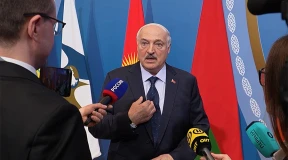 В ответ на «500 определенных целей» Лукашенко пригрозил ударить по одной цели, но «очень серьезной и совсем недалеко от Беларуси»