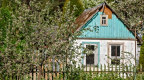 Россиянка захотела купить домик в беларуской деревне. Ей объяснили, почему этого не стоит делать