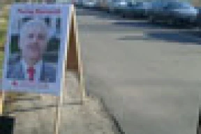 Зборшчыкі подпісаў за Рыгора Кастусёва паскорылі працу памежнікаў на пераходзе «Варшаўскі мост» (фота)