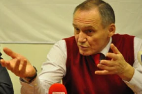 «Если Европе очень хочется заплатить за фальшивую демократию, то пусть заплатит фальшивыми евро»