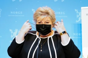 Премьер-министра оштрафовали на 2 тысячи евро за нарушение карантинных правил. Это в Норвегии