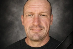 Конвейер репрессий. Умер бывший политзаключенный Роман Романов. Против освобожденных беларусов стали возбуждать новые уголовные дела — за розданные интервью