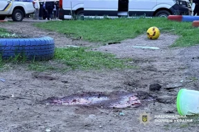 Война, 14 апреля. В Черкассах после атаки дрона погиб 8-летний ребенок. В Днепре объявлен траур по жертвам авиаудара. Санкции США против российской нефти вновь вступили в силу